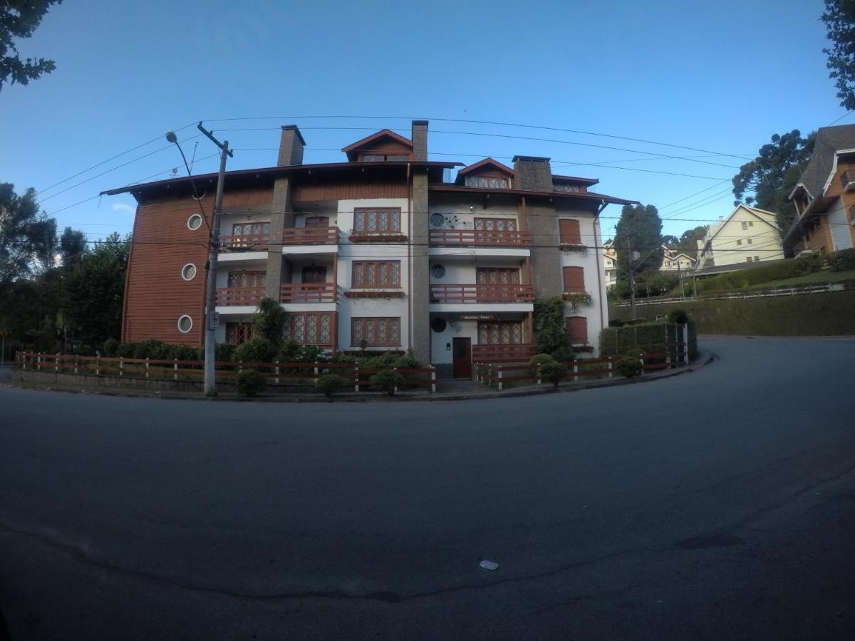Recanto da Serra, apto a 5 min do Capivari Campos do Jordão Exterior foto